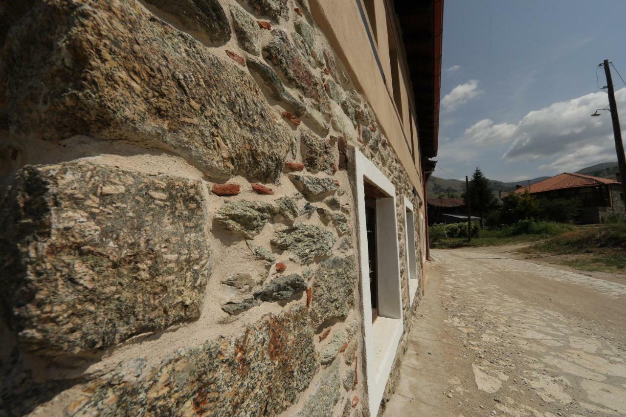 Dora'S House At Agios Germanos Prespes Vendégház Kültér fotó