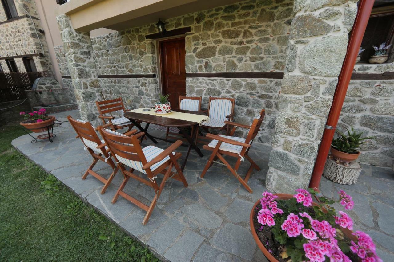 Dora'S House At Agios Germanos Prespes Vendégház Kültér fotó